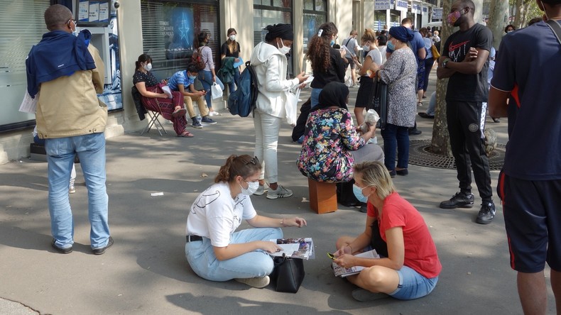 Covid-19 : la France franchit le cap des 10 000 nouveaux cas en 24 heures