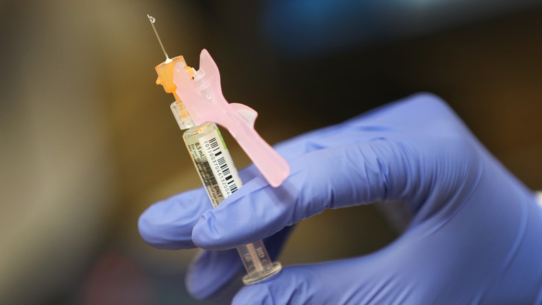 Vaccin d'AstraZeneca contre le Covid-19 : deux volontaires atteints de pathologies neurologiques