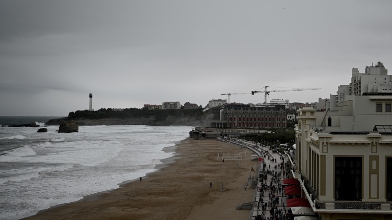 La nouvelle maire de Biarritz veut différencier «les SDF traditionnels» des «punks à chien»