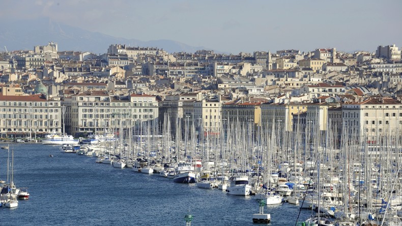 Les bars et restaurants seront fermés à Aix-Marseille «à partir de dimanche soir», annonce Muselier