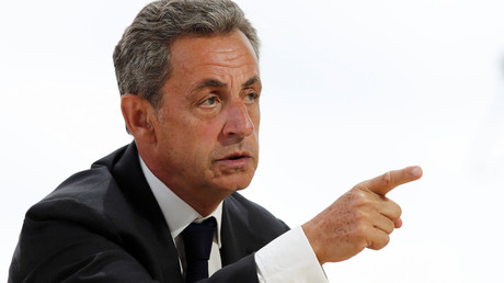 «Une maladie française» : Nicolas Sarkozy s’en prend aux détracteurs de Didier Raoult