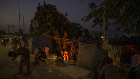 Grèce : arrestation de cinq migrants dans le cadre de l'enquête sur l'incendie du camp de Moria Grèce : arrestation de cinq migrants dans le cadre de l'enquête sur l'incendie du camp de Moria