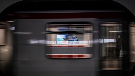 Lyon : un jeune homme poignardé à mort dans le métro, deux interpellations Lyon : un jeune homme poignardé à mort dans le métro, deux interpellations