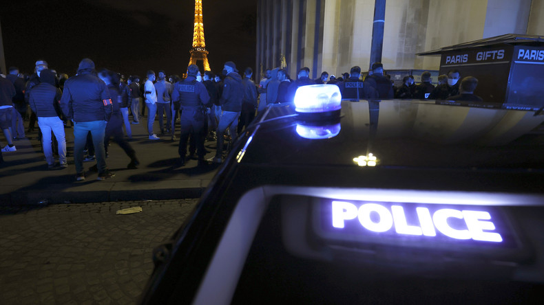 Police : cibles de violences croissantes, les «nuiteux» négocient leur avenir