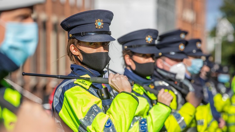 Confinement, couvre-feu : des pays européens se protègent du Covid à l'approche des fêtes