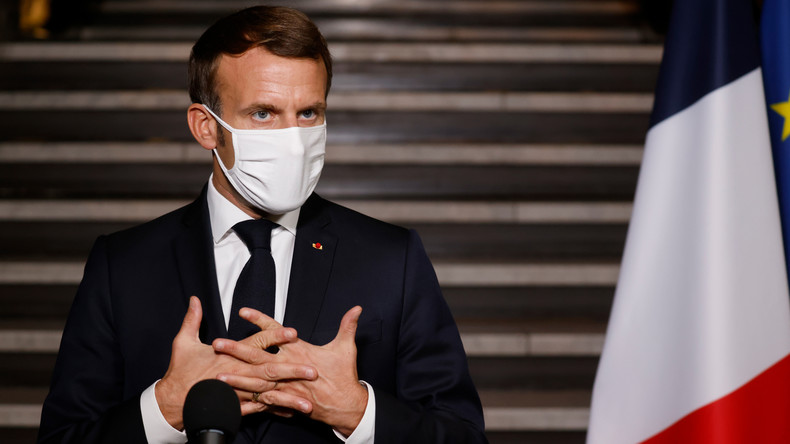 Enseignant décapité : Macron assure que «les actions s'intensifieront» contre l'islam radical