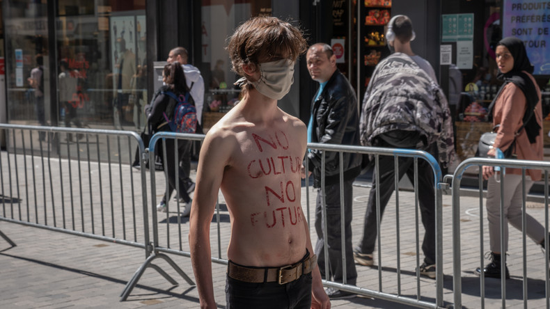 Covid = «No culture» ? Verbalisé pour une performance, un artiste belge refuse de payer l'amende