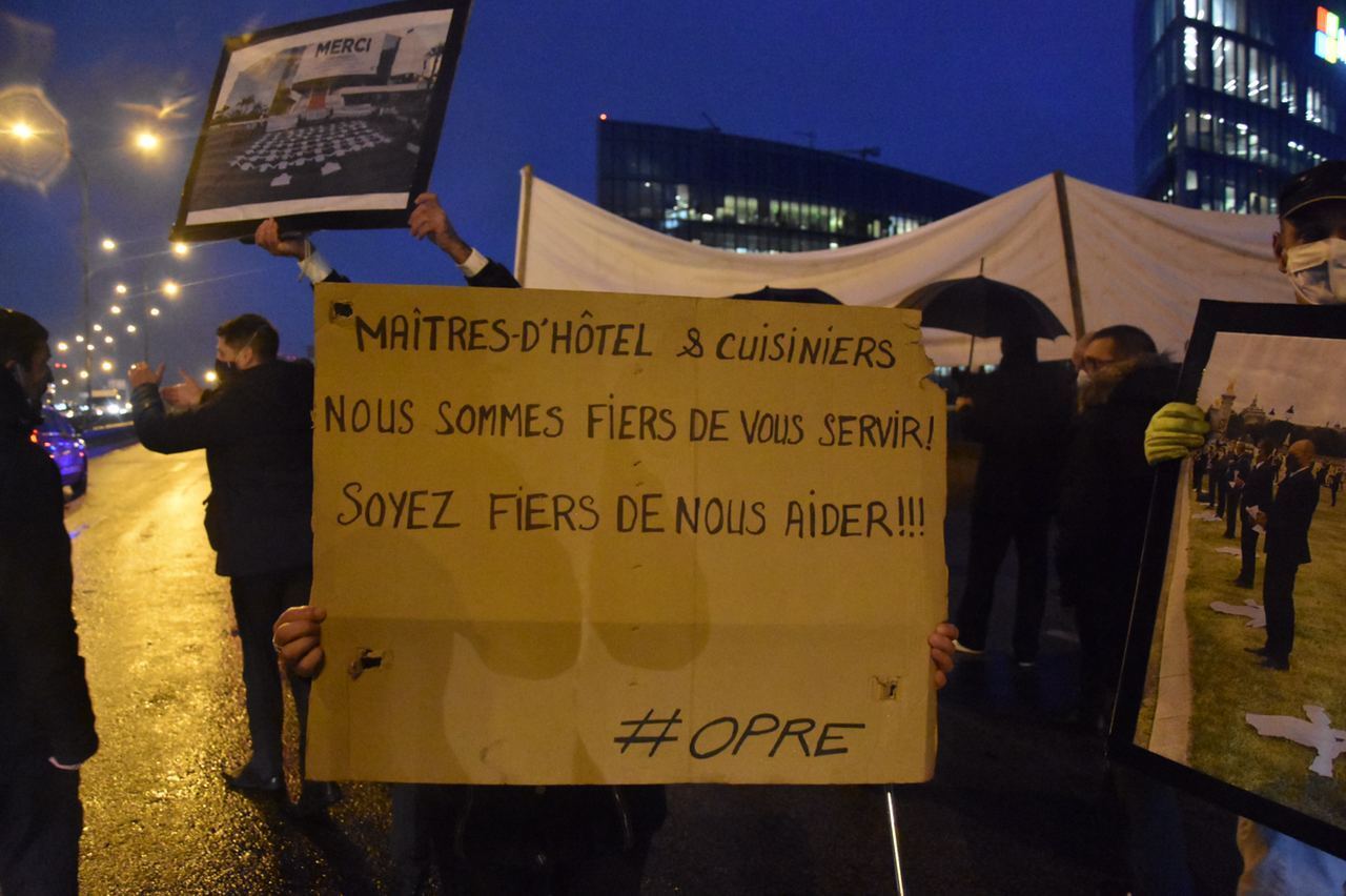 Blocage du périphérique parisien : des professionnels de la restauration dénoncent leur précarité
