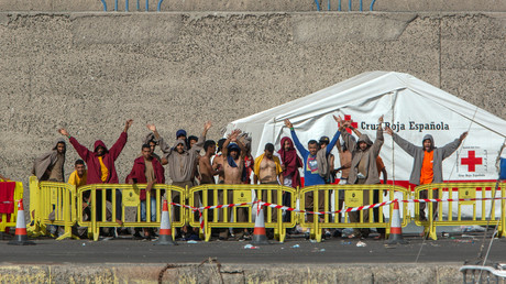 Espagne : plus d'un millier de migrants aux Canaries en 48 heures