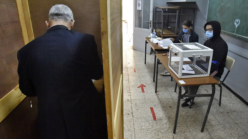 Référendum constitutionnel en Algérie : scrutin boudé pour échec latent ?