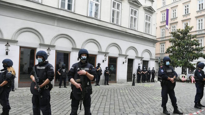 Attentat à Vienne : ce que l'on sait du terroriste abattu par la police