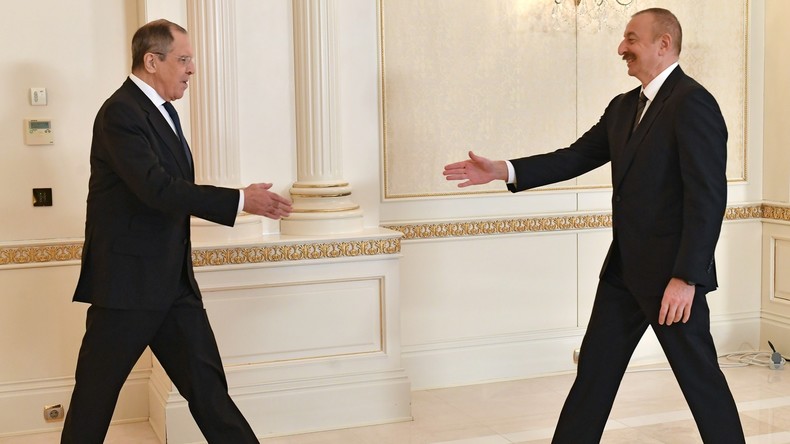 Haut-Karabagh : Lavrov prône la coopération humanitaire et le respect de la diplomatie souveraine