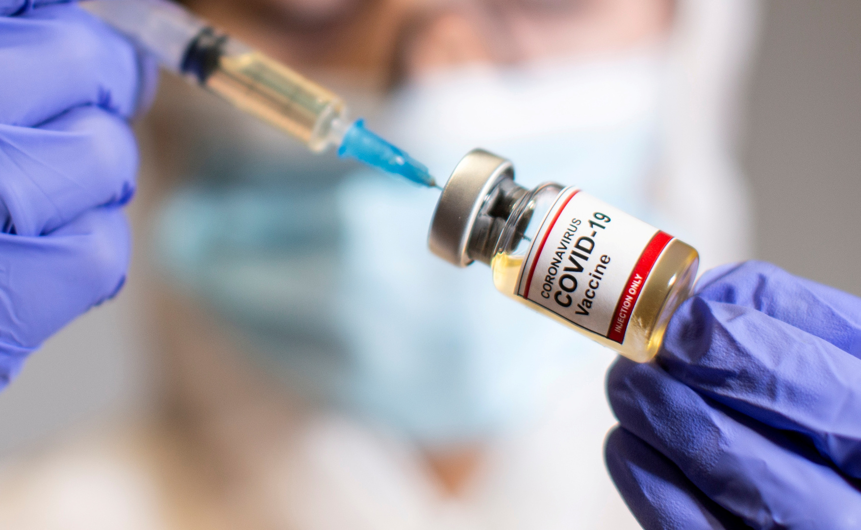 Covid-19 : vers une vaccination obligatoire pour les vols ...