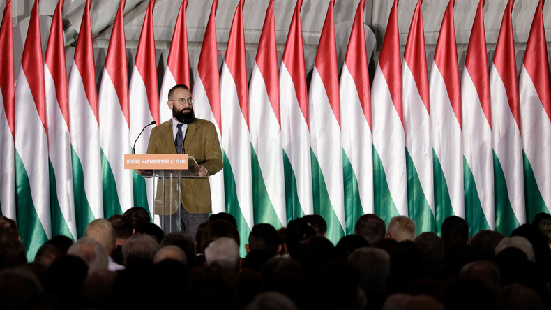 «Inacceptable et indéfendable» : Viktor Orban juge son eurodéputé arrêté dans une partie fine