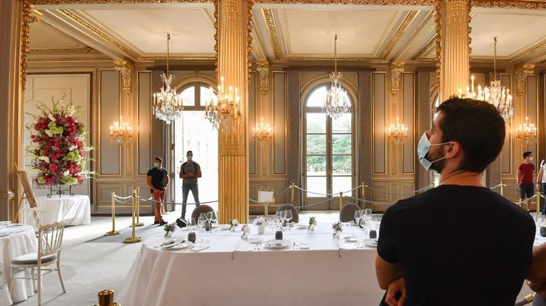 Dîner polémique à l'Elysée : il s'agissait d'une «réunion de travail», fait valoir Schiappa