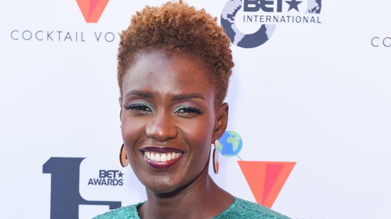 «Clichés extrêmement offensants» : Rokhaya Diallo porte plainte contre une auditrice de Sud Radio