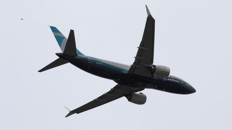 Indonésie : contact perdu avec un Boeing 737, 62 personnes à bord