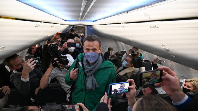 L'opposant russe Alexeï Navalny a atterri à Moscou