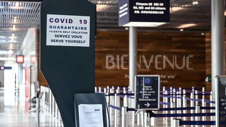 Le Covid-19 a entraîné une forte baisse de l'immigration en France