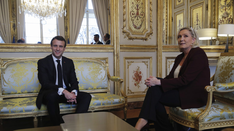Un sondage donne Marine Le Pen devant Emmanuel Macron au premier tour de la présidentielle