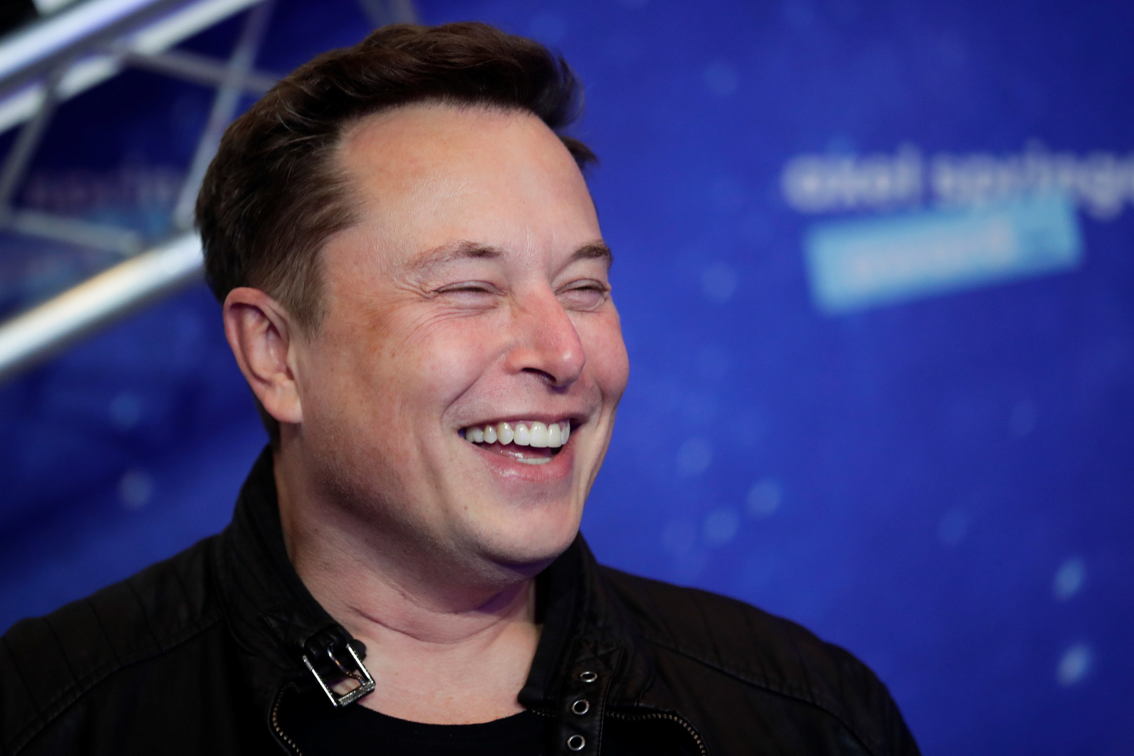 Elon Musk ajoute le hashtag #bitcoin à sa biographie ...