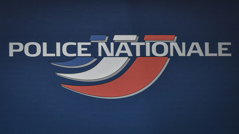 «Il a bien reçu ton nude» : la police supprime un tweet de prévention sur fond de polémique
