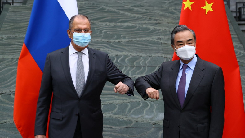 En visite en Chine, Sergueï Lavrov travaille au rapprochement de Moscou et Pékin face à l'Occident