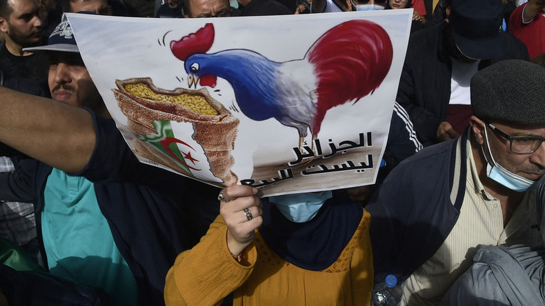 Visite de Castex reportée, slogans hostiles : la relation entre la France et l'Algérie au plus bas ?