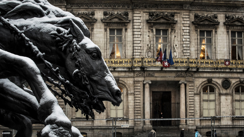 A Lyon, les rodéos urbains se multiplient, jusque sous les fenêtres de l'Hôtel de ville