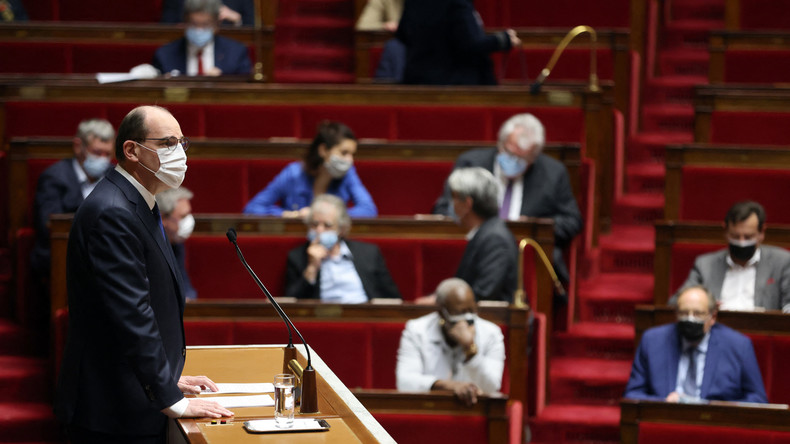 L'instauration d'un pass sanitaire fait grincer des dents dans l'opposition