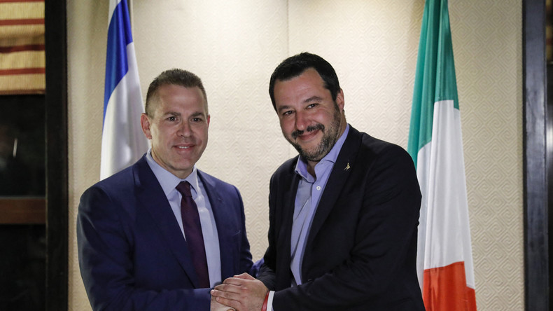 Italie : la Ligue brandit le drapeau israélien en pleine session parlementaire
