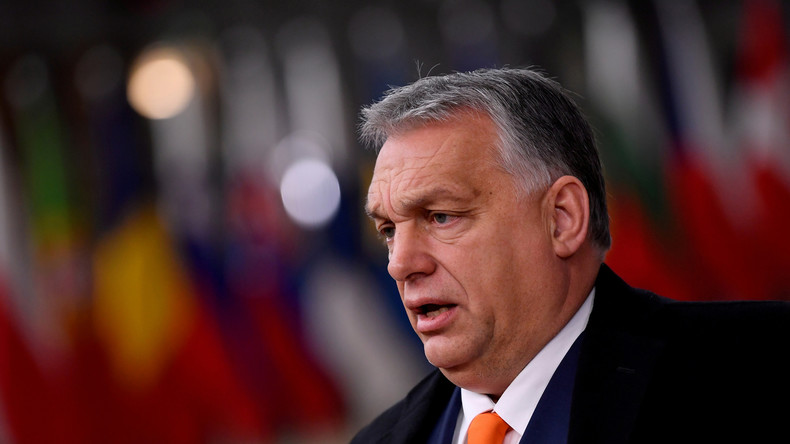 «Les Hongrois ne s'agenouillent que devant Dieu, la patrie et la femme qu'ils aiment», affirme Orban 60c306f387f3ec3bc814a770