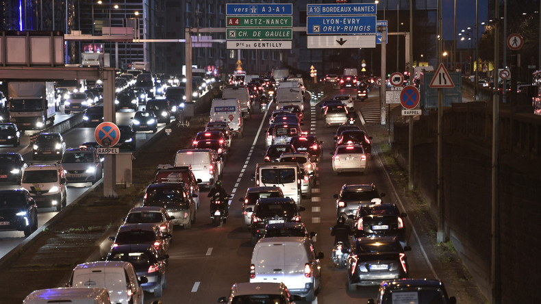 «Gilets jaunes puissance dix» : l'extension des zones à faibles émissions déjà critiquée