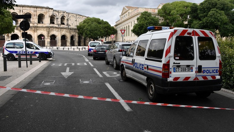 Meurtre de Samuel Paty : une femme mise en examen pour «association de malfaiteurs terroriste»