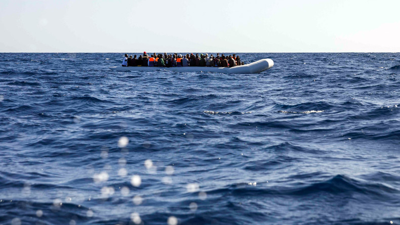 Mort d'une soixantaine de migrants qui voulaient rejoindre l'Europe dans un naufrage en Méditerranée