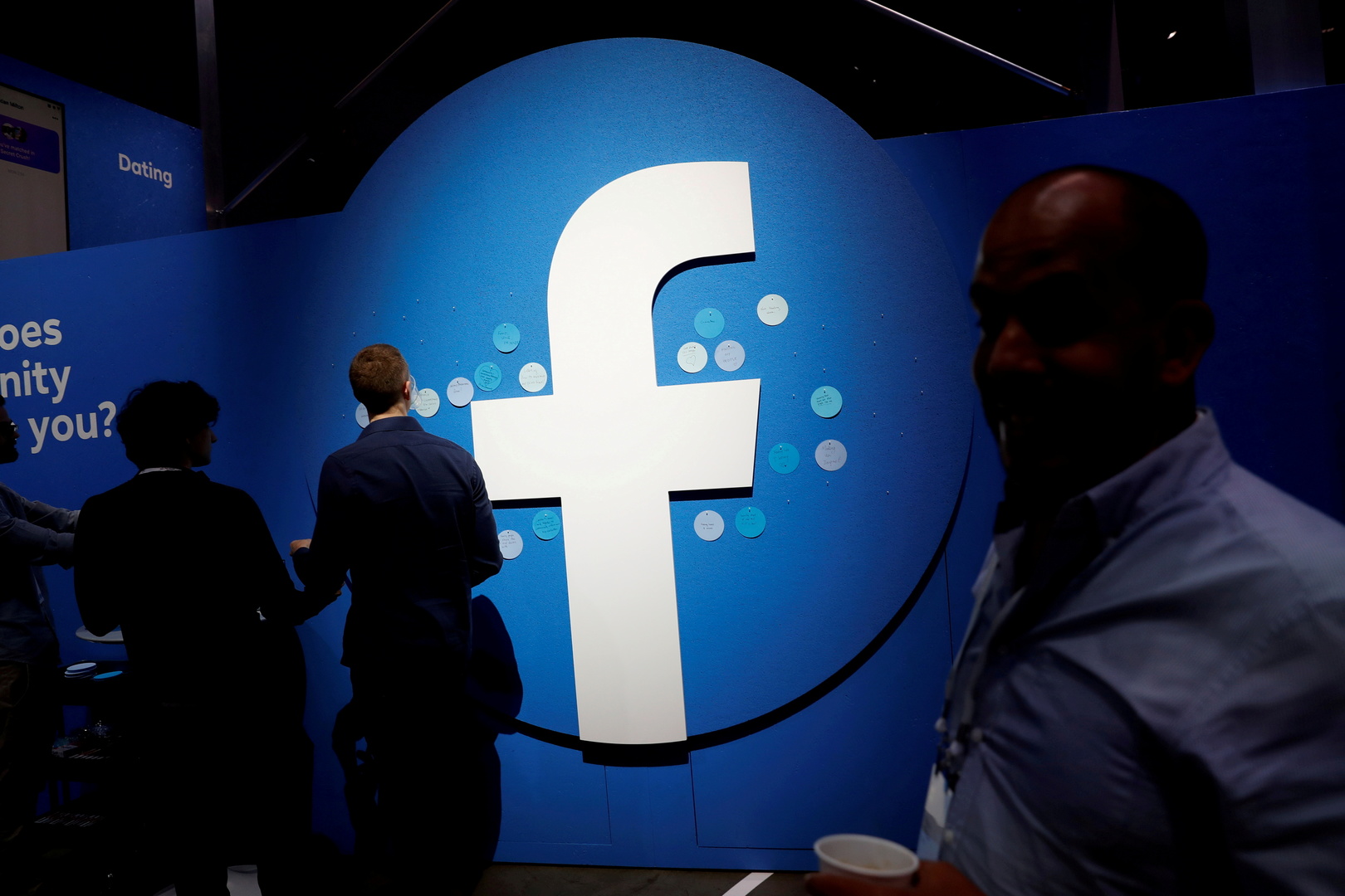Que Vous Connaissez Peut-être Est Sur Instagram Notification Facebook teste une nouvelle fonctionnalité qui demande si un contact