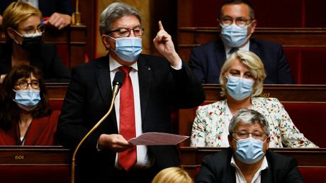 «Chienlit» : l’opposition continue de donner de la voix contre l’extension du pass sanitaire «Chienlit» : l’opposition continue de donner de la voix contre l’extension du pass sanitaire