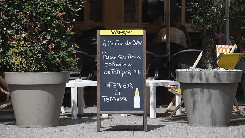 «Sanction extraordinairement grave» : un avocat critique les peines pour absence de pass sanitaire