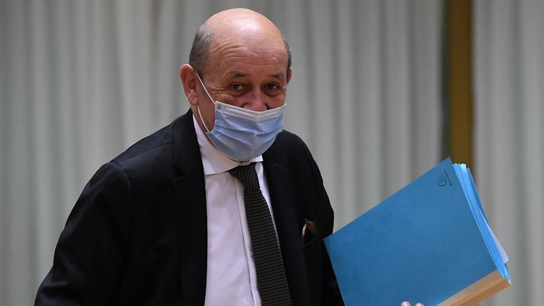 Le Drian assure que tous les cas d'Afghans souhaitant être exfiltrés en France «sont instruits»