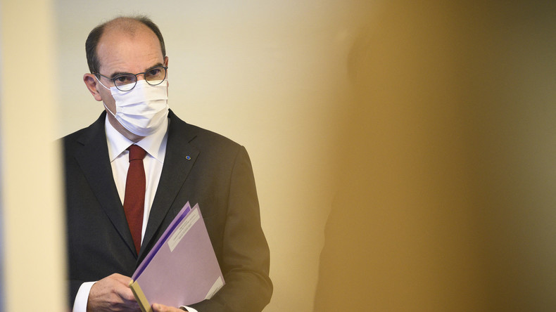Pass sanitaire «pas d'actualité» en entreprise, 3e dose dans les Ehpad... les annonces de Castex