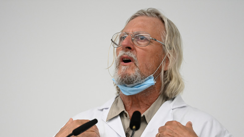 Didier Raoult souligne qu'il est toujours le directeur de l'IHU Méditerranée