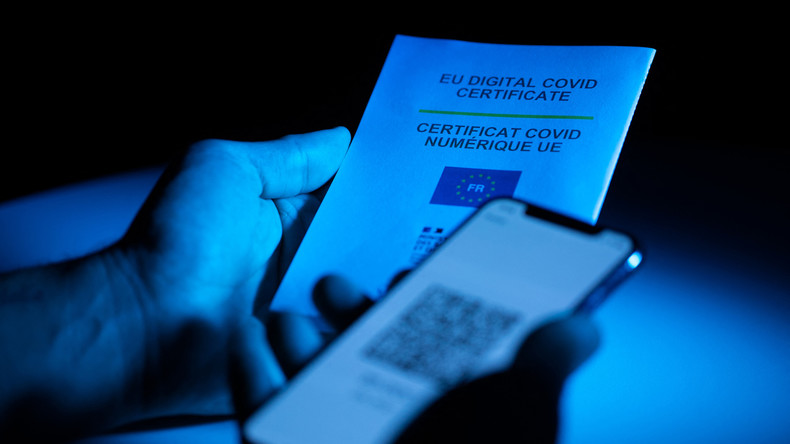 Covid-19 : vers l'instauration d'un pass sanitaire local ?