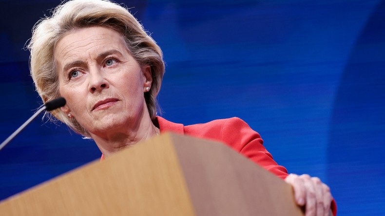 Affaire des sous-marins : pour Ursula von der Leyen, la France a été traitée de façon «inacceptable»