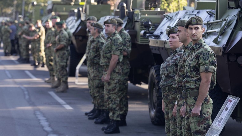 La Serbie dénonce de nouvelles «provocations» du Kosovo, son armée en état d'alerte