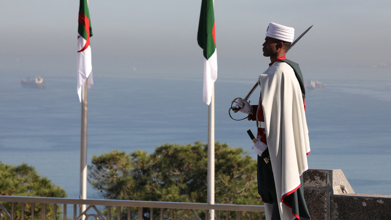 Restriction des visas : l'Algérie convoque l'ambassadeur de France