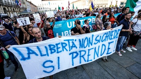 De Paris à Vilnius, les opposants au pass sanitaire se sont mobilisés dans toute l’Europe De Paris à Vilnius, les opposants au pass sanitaire se sont mobilisés dans toute l’Europe