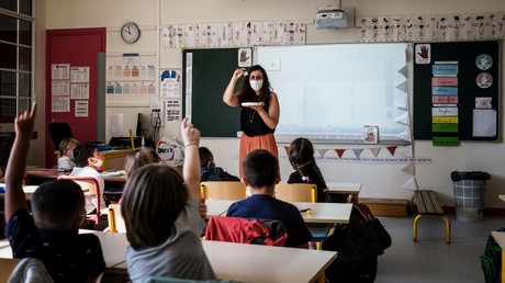 «Un peu plus de 3 000» classes d’école fermées à cause du Covid-19, annonce Blanquer «Un peu plus de 3 000» classes d’école fermées à cause du Covid-19, annonce Blanquer
