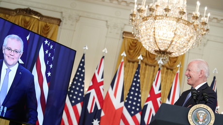 «Contrat du siècle» : l'Australie rompt sa commande de sous-marins français au profit des Etats-Unis