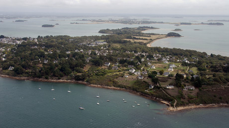 Covid-19 : une île bretonne privée de médecin à cause de l’obligation vaccinale Covid-19 : une île bretonne privée de médecin à cause de l’obligation vaccinale