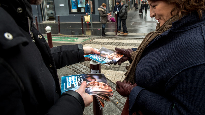 LREM va distribuer des tracts spécifiques à chaque département vantant le bilan économique de Macron